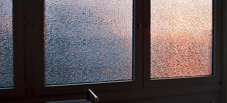 Frosted Glass Window Replacement in Sarasota Springs, FL