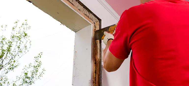 Residential Accordion Door Repair in Sarasota Springs, FL